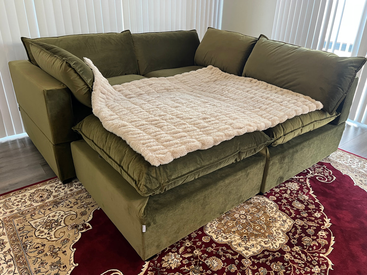 Bellamia Collections Luna 3 Seat Sofa + Ottoman